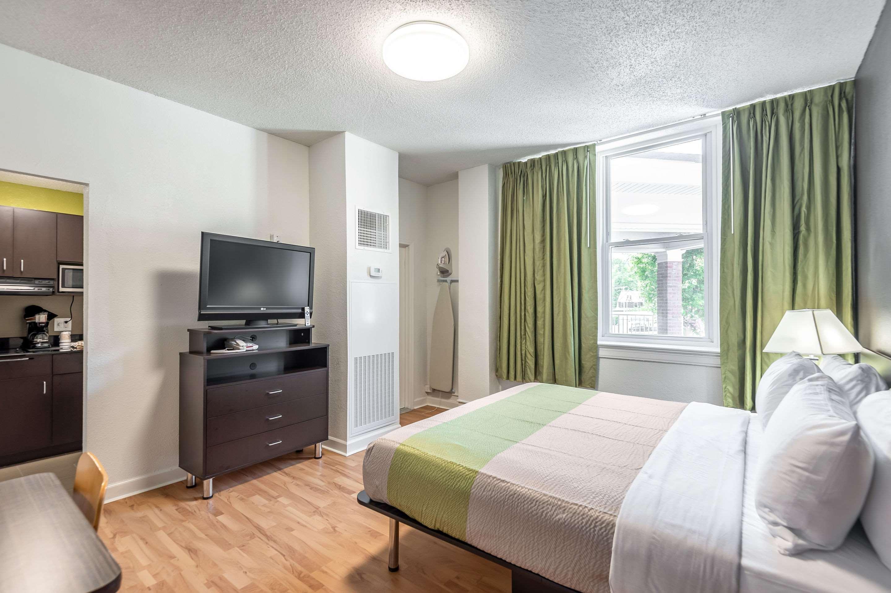Quality Inn & Suites Kansas City Downtown Buitenkant foto